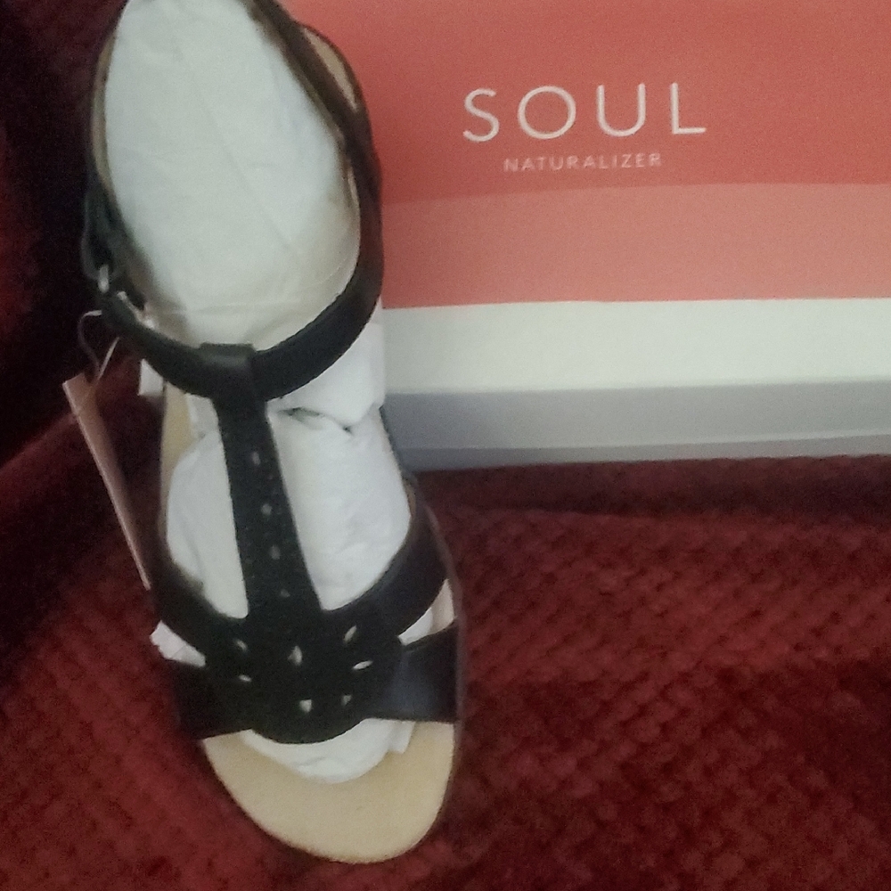 SOUL Naturalizer Black Sandals